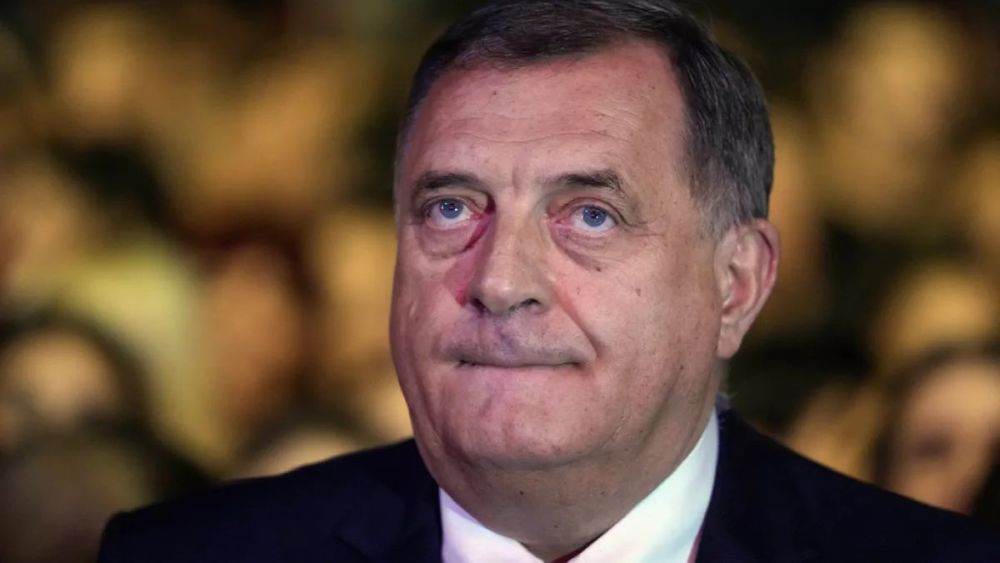 SUA ridică sancţiunile împotriva liderului sârb bosniac Milorad Dodik